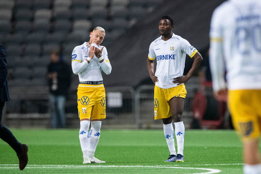 IFK Göteborgs Erik Sorga och Suleiman Abdullahi deppar