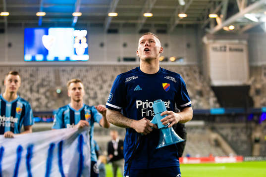 Djurgårdens Victor Edvardsen jublar