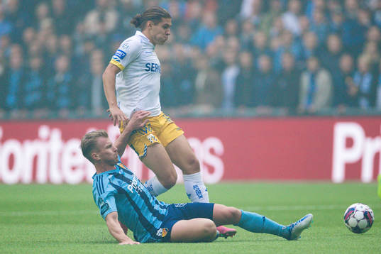 Djurgårdens Rasmus Schüller och IFK Göteborgs Eman