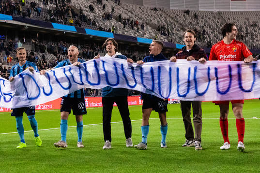Djurgårdens skadade spelare Gustav Wikheim och Hjalmar
