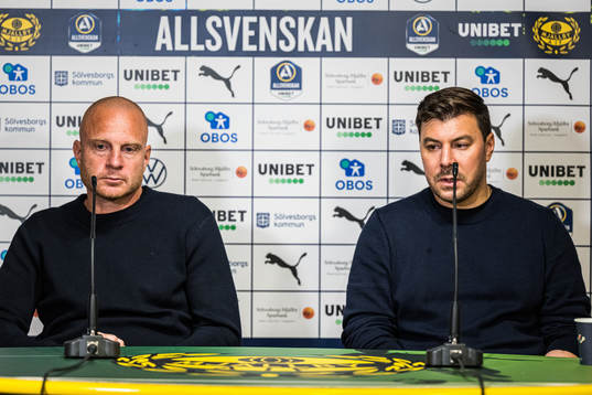 Mjällbys tränare Andreas Brännström och Sundsvalls