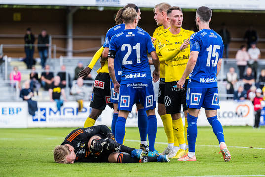 Sundsvalls målvakt Andreas Andersson ligger skadad och har