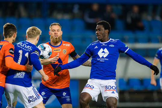 David Thomas Fällman of Aalesund and Datro David Fofana of