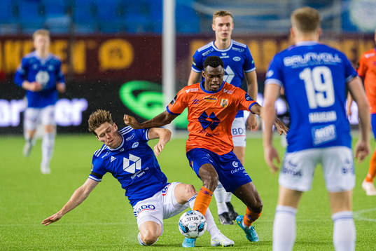 Emil Breivik of Molde and Ebiye Moses of Aalesund