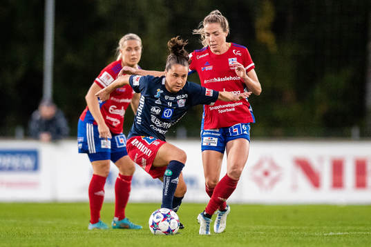 Linköpings Heidi Ellingsen och Vittsjös Clara Markstedt