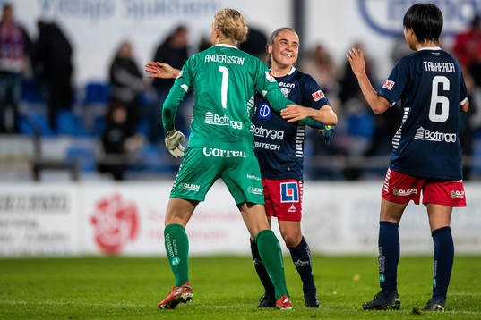 Linköpings målvakt Cajsa Andersson och Heidi Ellingsen
