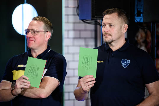 Södertäljes tränare Magnus Bogren och Djurgårdens