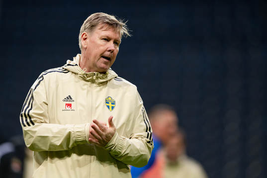 Assistant coach Peter Wettergren