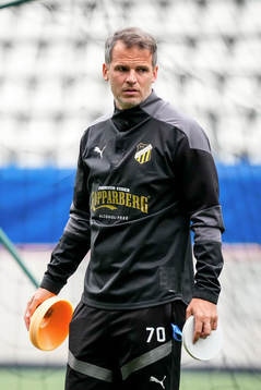 Robert Vilahamn, head coach