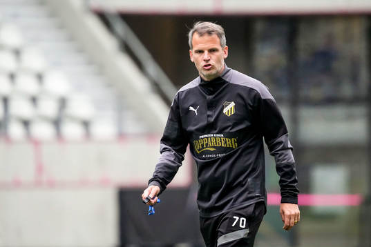 Robert Vilahamn, head coach