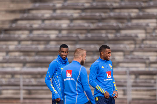 Alexander Isak and Isak Hien