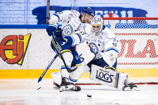 Leksands Anton Lindholm och målvakt Mantas Armalis