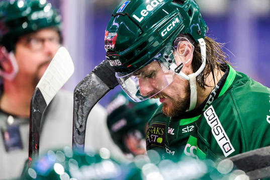 Färjestads Linus Johansson deppar