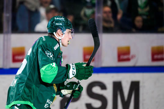 Färjestads Joel Nyström jublar