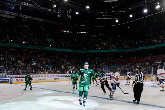Bläddra bland fler bilder av Ishockey, SHL, Färjestad - Växjö
