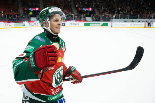 Frölundas Max Friberg jublar