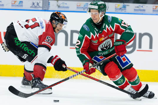 Örebros Kristian Näkyvä och Frölundas Max Friberg