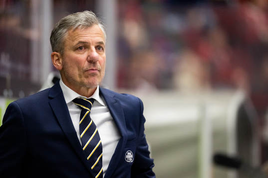 HV71s assisterande tränare Fredrik