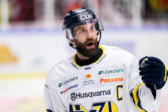 HV71s Taylor Matson