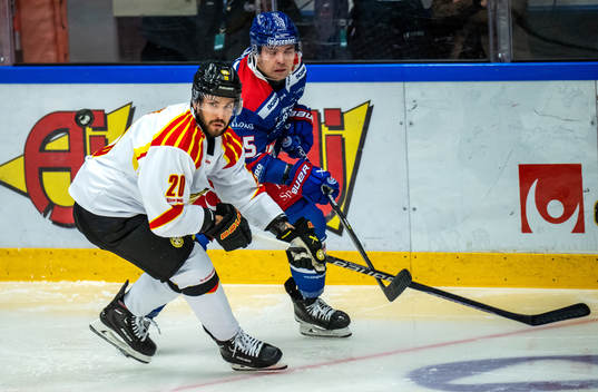 Brynäs Oula Palve och Oskarshamns David Quenneville