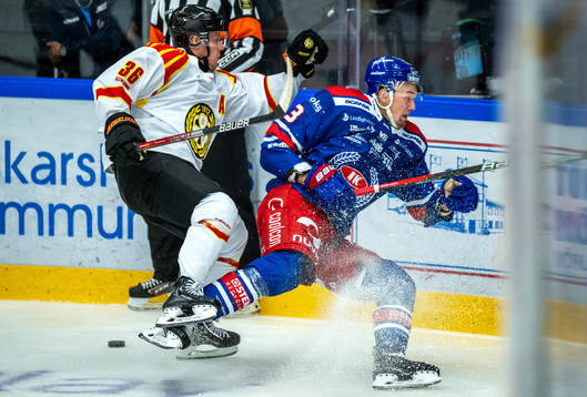 Brynäs Linus Ölund och Oskarshamns William Worge Kreü