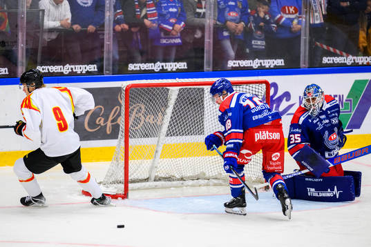 Brynäs William Strömgren och Oskarshamns Niclas Burström