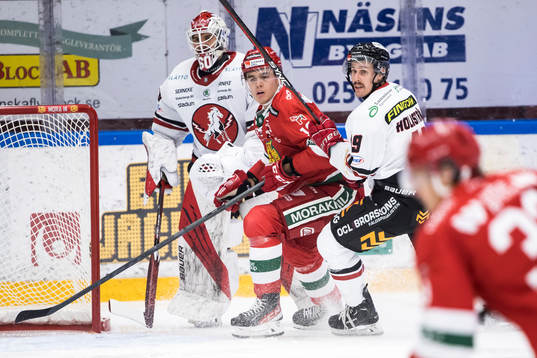 Bläddra bland fler bilder av Ishockey, Hockeyallsvenskan, Mora - Vita Hästen
