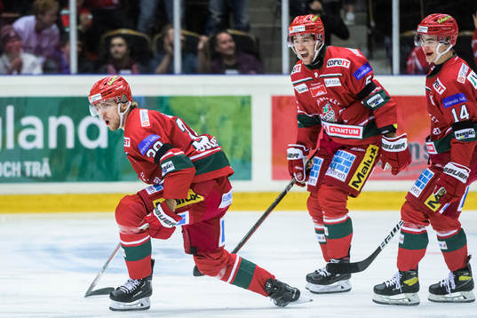 Modos Johan Södergran jublar