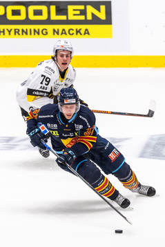 Västerås Gabriel Kangas och Djurgårdens John Norman
