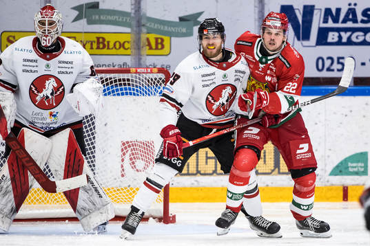 Vita Hästens målvakt Adam Ohre och Jakob Stridsberg och