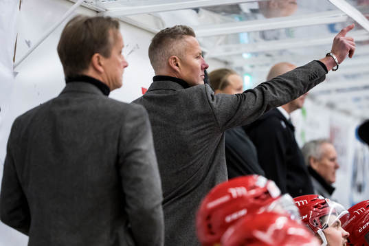Moras tränare Johan Hedberg