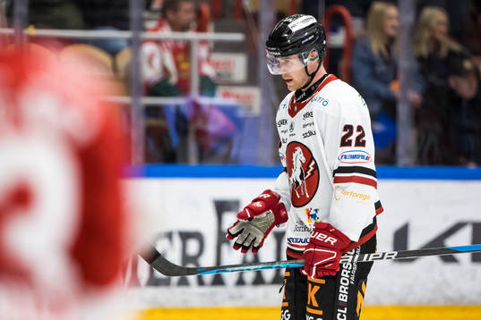 Vita Hästens Filip Lennström deppar