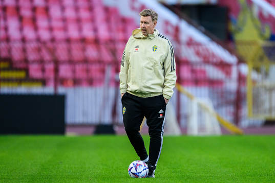 Assistant coach Peter Wettergren of Sweden