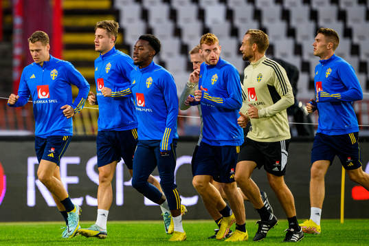 Viktor Claesson, Mattias Svanberg, Anthony Elanga and Dejan
