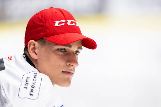 Almtunas målvakt Oliver Håkansson