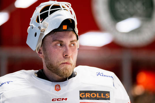 Almtunas målvakt Viktor Andren