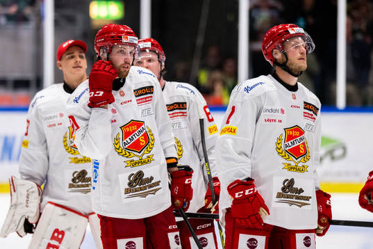 Almtunas Mattias Johansson och Jacob Spångberg deppar