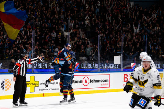 Djurgårdens Daniel Brodin och Olle Liss jublar