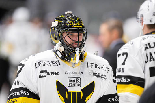 Västerås målvakt Johan Gustafsson deppar