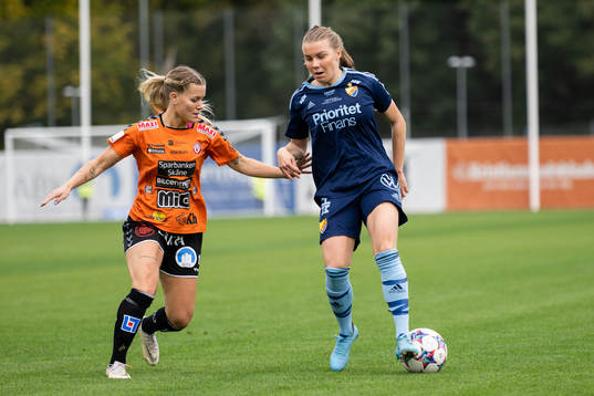 Kristianstads Tilda Persson och Djurgårdens Ebba Hed