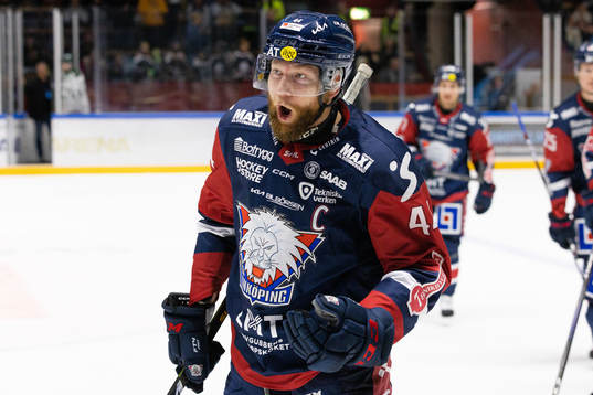 Linköpings Jonas Junland jublar