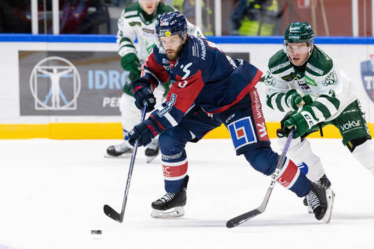 Linköpings Oscar Fantenberg och Färjestads Oscar Lawner