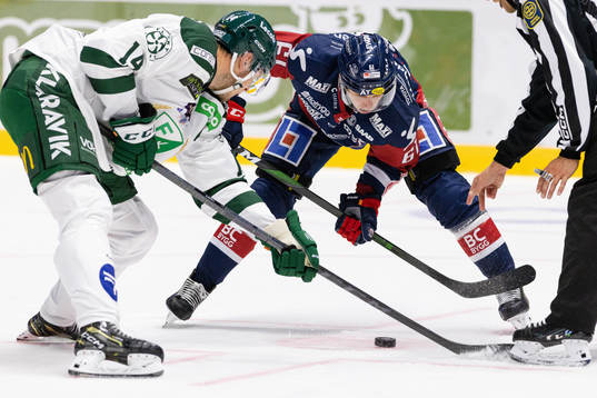 Färjestads Victor Ejdsell och Linköpings Markus Ljungh