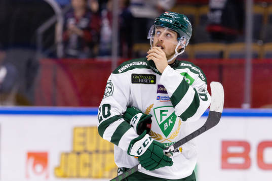 Färjestads Marcus Westfält deppar
