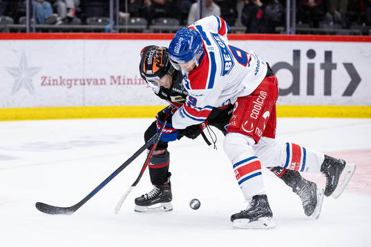 Örebros William Wikman och Oskarshamns Ahti Oksanen