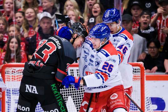 Örebros Christopher Mastomäki och Oskarshamns Lukas Pilö