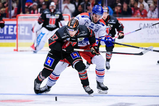 Örebros William Wikman och Oskarshamns Ahti Oksanen