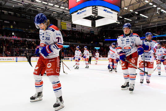 Oskarshamns Hampus Johannesson och Juuso Riikola deppar