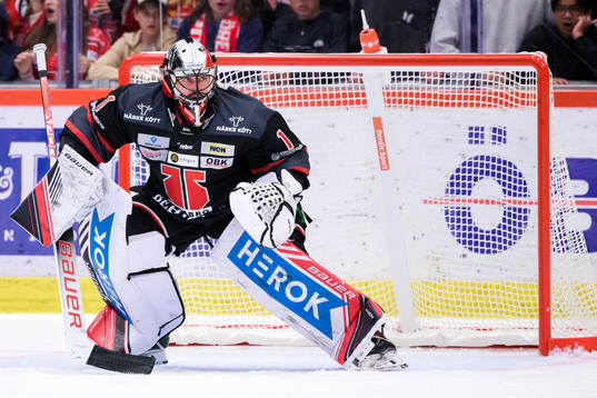 Örebros målvakt Jhonas Enroth