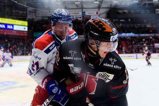 Oskarshamns Myles Powell och Örebros Oliver Eklind